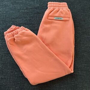 Comfrt Travel Essential Sweatpants - coral
